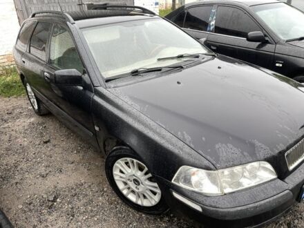 Вольво В40 2001 в Староконстантинов на Automoto.ua Черный Вольво В40, объемом двигателя 1.9 л и пробегом 380 тыс. км за 1700 $, фото 1 на Automoto.ua