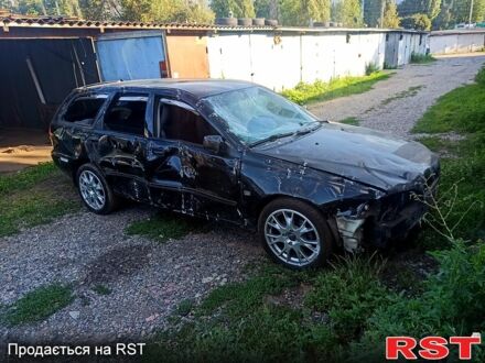 Вольво V40 2003 у Харкові на Automoto.ua Чорний Вольво V40, об'ємом двигуна 1.9 л та пробігом 252 тис. км за 1800 $, фото 1 на Automoto.ua