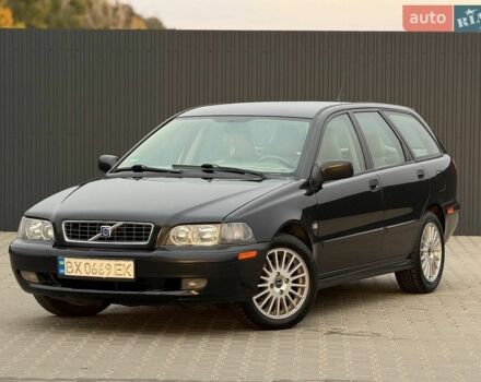 Чорний Вольво V40, об'ємом двигуна 1.8 л та пробігом 336 тис. км за 3500 $, фото 1 на Automoto.ua
