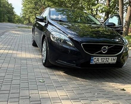 Чорний Вольво V40, об'ємом двигуна 1.6 л та пробігом 207 тис. км за 10500 $, фото 1 на Automoto.ua