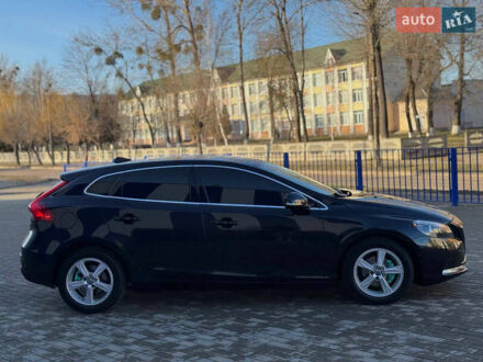 Вольво В40 2013 в Калуше на Automoto.ua Черный Вольво В40, объемом двигателя 1.56 л и пробегом 186 тыс. км за 10900 $, фото 1 на Automoto.ua