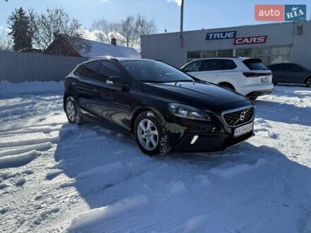 Вольво V40 2014 у Києві на Automoto.ua Чорний Вольво V40, об'ємом двигуна 1.6 л та пробігом 110 тис. км за 13000 $, фото 1 на Automoto.ua