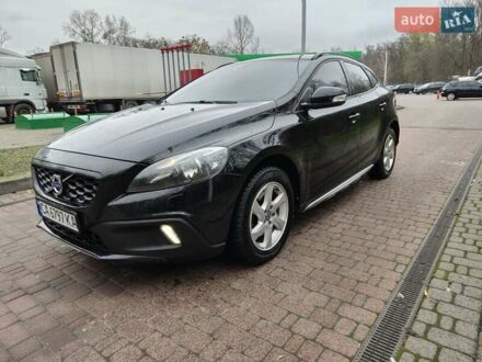 Черный Вольво В40, объемом двигателя 1.56 л и пробегом 175 тыс. км за 14000 $, фото 1 на Automoto.ua