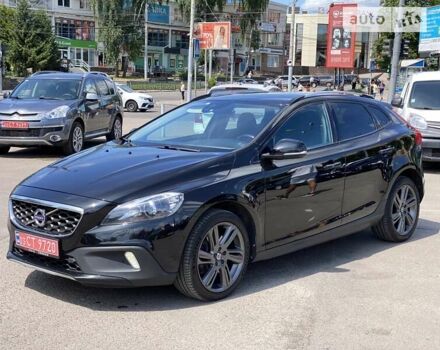 Чорний Вольво V40, об'ємом двигуна 2 л та пробігом 246 тис. км за 14700 $, фото 1 на Automoto.ua