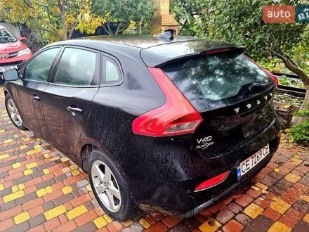 Чорний Вольво V40, об'ємом двигуна 2 л та пробігом 210 тис. км за 10500 $, фото 1 на Automoto.ua