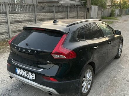 Чорний Вольво V40, об'ємом двигуна 2 л та пробігом 113 тис. км за 6500 $, фото 1 на Automoto.ua