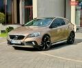 Коричневий Вольво V40, об'ємом двигуна 1.56 л та пробігом 187 тис. км за 10700 $, фото 1 на Automoto.ua