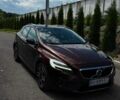 Коричневый Вольво В40, объемом двигателя 1.97 л и пробегом 266 тыс. км за 12000 $, фото 1 на Automoto.ua