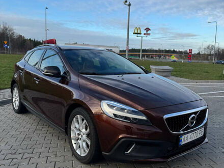 Коричневий Вольво V40, об'ємом двигуна 1.97 л та пробігом 85 тис. км за 15999 $, фото 1 на Automoto.ua
