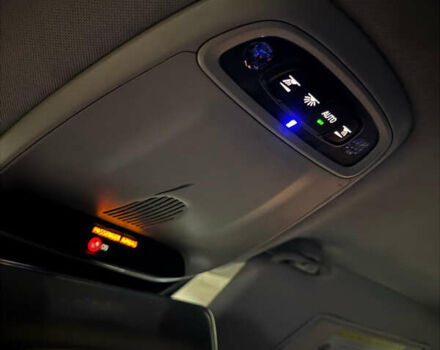 Червоний Вольво V40, об'ємом двигуна 1.6 л та пробігом 127 тис. км за 13500 $, фото 7 на Automoto.ua