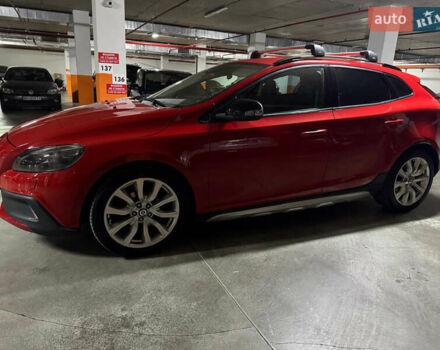Червоний Вольво V40, об'ємом двигуна 1.6 л та пробігом 127 тис. км за 13500 $, фото 4 на Automoto.ua