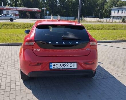 Червоний Вольво V40, об'ємом двигуна 2 л та пробігом 330 тис. км за 9500 $, фото 3 на Automoto.ua