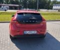 Червоний Вольво V40, об'ємом двигуна 2 л та пробігом 330 тис. км за 9500 $, фото 3 на Automoto.ua