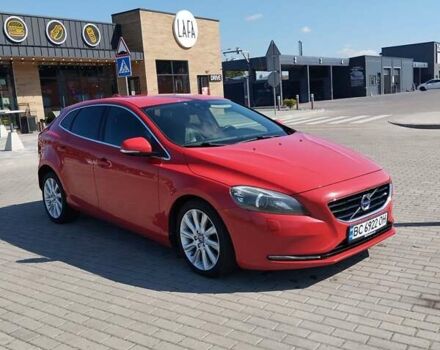 Червоний Вольво V40, об'ємом двигуна 2 л та пробігом 330 тис. км за 9500 $, фото 12 на Automoto.ua