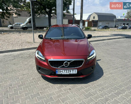 Червоний Вольво V40, об'ємом двигуна 1.97 л та пробігом 61 тис. км за 16500 $, фото 4 на Automoto.ua