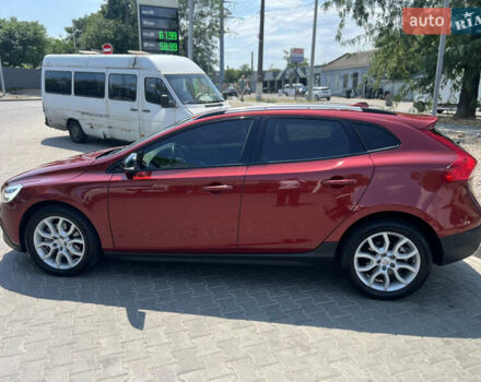 Красный Вольво В40, объемом двигателя 1.97 л и пробегом 61 тыс. км за 16700 $, фото 1 на Automoto.ua