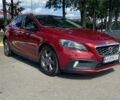 Червоний Вольво V40, об'ємом двигуна 2 л та пробігом 133 тис. км за 17500 $, фото 1 на Automoto.ua