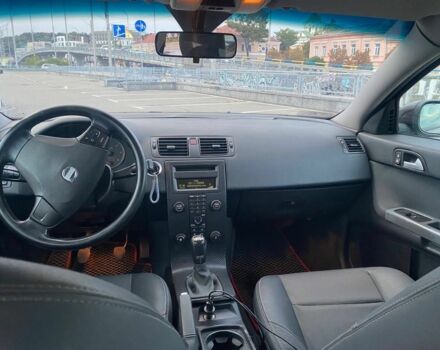 Червоний Вольво V40, об'ємом двигуна 1.6 л та пробігом 325 тис. км за 7300 $, фото 14 на Automoto.ua