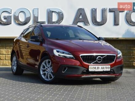 Вольво V40 2016 у Одесі на Automoto.ua Червоний Вольво V40, об'ємом двигуна 1.97 л та пробігом 59 тис. км за 18900 $, фото 1 на Automoto.ua