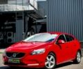 Вольво В40, объемом двигателя 1.56 л и пробегом 256 тыс. км за 9900 $, фото 1 на Automoto.ua