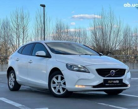 Вольво В40, объемом двигателя 1.6 л и пробегом 307 тыс. км за 8900 $, фото 3 на Automoto.ua