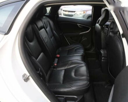 Вольво В40, объемом двигателя 1.6 л и пробегом 144 тыс. км за 11900 $, фото 10 на Automoto.ua