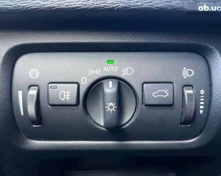 Вольво В40, объемом двигателя 1.6 л и пробегом 307 тыс. км за 8900 $, фото 16 на Automoto.ua