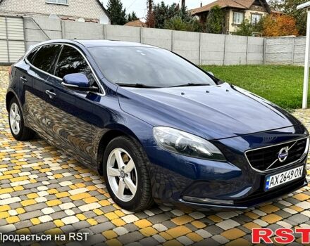 Вольво В40, объемом двигателя 2 л и пробегом 273 тыс. км за 13500 $, фото 1 на Automoto.ua