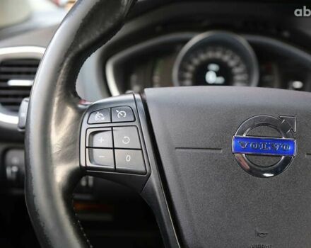 Вольво В40, объемом двигателя 1.6 л и пробегом 144 тыс. км за 11900 $, фото 19 на Automoto.ua