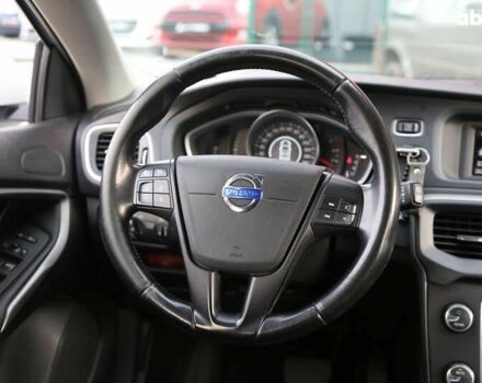 Вольво В40, объемом двигателя 1.6 л и пробегом 144 тыс. км за 11900 $, фото 15 на Automoto.ua