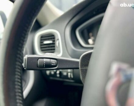 Вольво V40, об'ємом двигуна 1.6 л та пробігом 309 тис. км за 9800 $, фото 21 на Automoto.ua