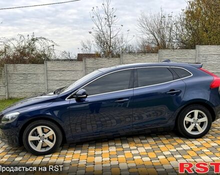 Вольво В40, объемом двигателя 2 л и пробегом 273 тыс. км за 13500 $, фото 6 на Automoto.ua
