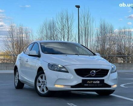 Вольво В40, объемом двигателя 1.6 л и пробегом 307 тыс. км за 8900 $, фото 2 на Automoto.ua