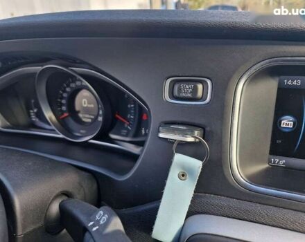 Вольво В40, объемом двигателя 1.6 л и пробегом 142 тыс. км за 12699 $, фото 23 на Automoto.ua