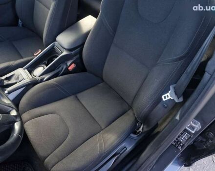 Вольво В40, объемом двигателя 1.6 л и пробегом 142 тыс. км за 12699 $, фото 24 на Automoto.ua