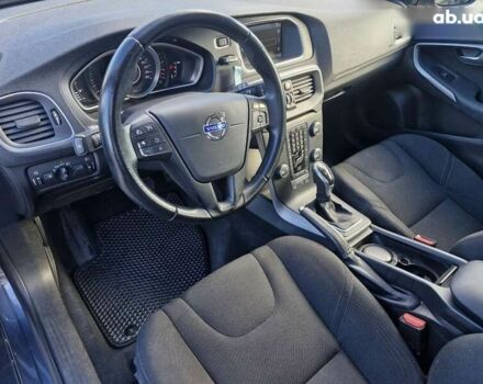 Вольво В40, объемом двигателя 1.6 л и пробегом 142 тыс. км за 12699 $, фото 15 на Automoto.ua