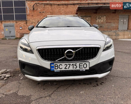 Вольво В40, объемом двигателя 2 л и пробегом 77 тыс. км за 18000 $, фото 3 на Automoto.ua