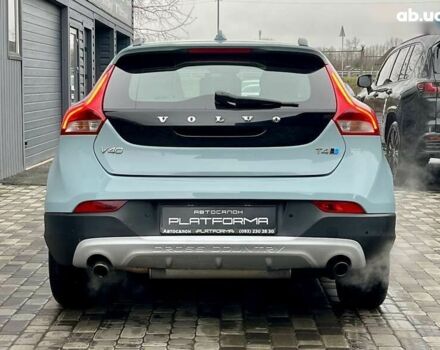 Вольво В40, объемом двигателя 0 л и пробегом 135 тыс. км за 17900 $, фото 7 на Automoto.ua