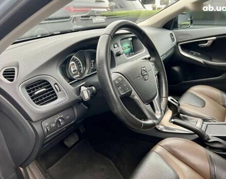 Вольво В40, объемом двигателя 0 л и пробегом 135 тыс. км за 17900 $, фото 14 на Automoto.ua