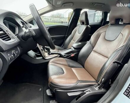 Вольво В40, объемом двигателя 0 л и пробегом 135 тыс. км за 17900 $, фото 19 на Automoto.ua