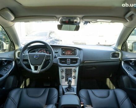 Вольво V40, об'ємом двигуна 2 л та пробігом 50 тис. км за 16700 $, фото 14 на Automoto.ua