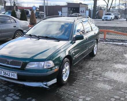 Вольво В40, объемом двигателя 1.95 л и пробегом 390 тыс. км за 4000 $, фото 3 на Automoto.ua