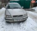 Вольво V40, об'ємом двигуна 1.8 л та пробігом 430 тис. км за 3300 $, фото 1 на Automoto.ua