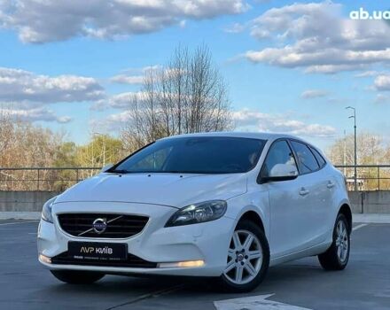 Вольво V40, об'ємом двигуна 1.6 л та пробігом 307 тис. км за 9450 $, фото 1 на Automoto.ua