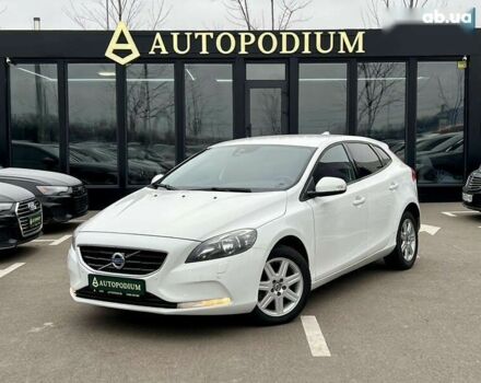 Вольво V40, об'ємом двигуна 1.6 л та пробігом 309 тис. км за 9800 $, фото 1 на Automoto.ua