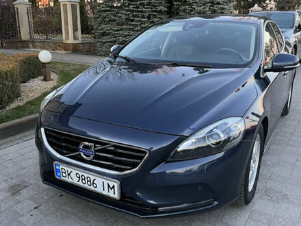 Вольво V40, об'ємом двигуна 1.56 л та пробігом 234 тис. км за 12750 $, фото 1 на Automoto.ua