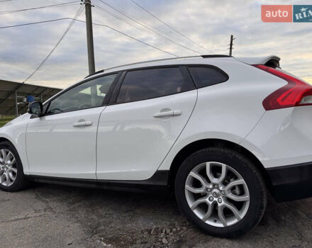 Вольво В40, объемом двигателя 2 л и пробегом 77 тыс. км за 18000 $, фото 1 на Automoto.ua