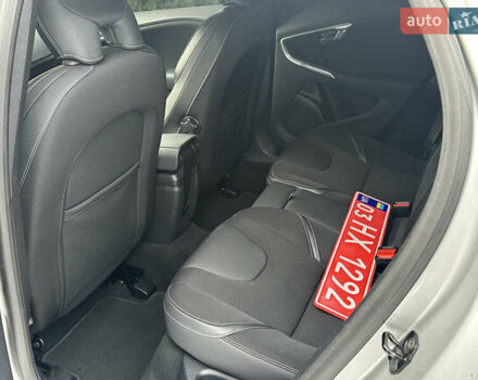 Сірий Вольво V40, об'ємом двигуна 1.6 л та пробігом 203 тис. км за 8990 $, фото 11 на Automoto.ua