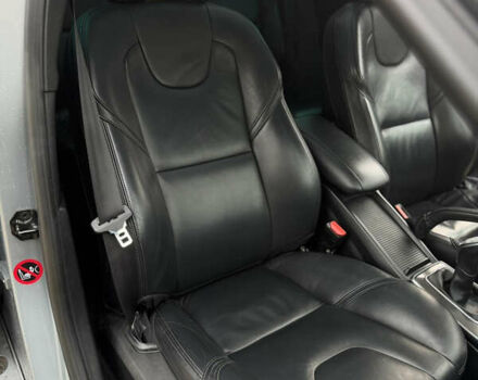 Серый Вольво В40, объемом двигателя 1.56 л и пробегом 210 тыс. км за 9950 $, фото 28 на Automoto.ua