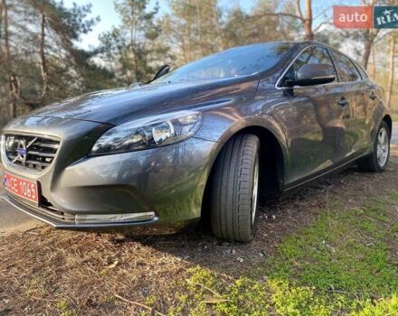 Вольво В40 2013 в Днепре (Днепропетровске) на Automoto.ua Серый Вольво В40, объемом двигателя 1.56 л и пробегом 213 тыс. км за 10800 $, фото 3 на Automoto.ua